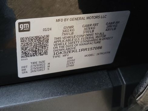 Used 2024 GMC Yukon Denali Ultimate AWD/4WD image 34
