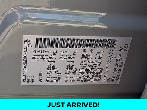 Used 2025 Nissan Rogue SV AWD/4WD image 25