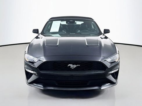 Used 2022 Ford Mustang Premium RWD image 9