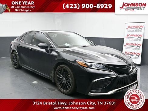 Used 2024 Toyota Camry XSE image 1