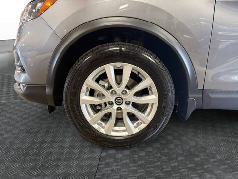 Used 2021 Nissan Rogue Sport SV image 15