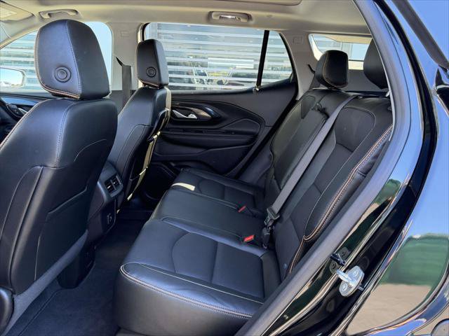 Used 2024 GMC Terrain AT4 w/ Tech Package AWD/4WD image 15