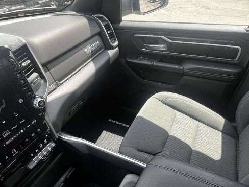 Used 2023 RAM 1500 Big Horn AWD/4WD image 32