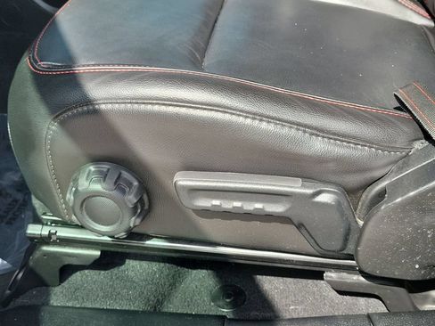 Used 2021 Jeep Wrangler Unlimited Rubicon AWD/4WD image 23