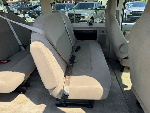Used 2012 Ford E-350 and Econoline 350 XLT RWD image 15