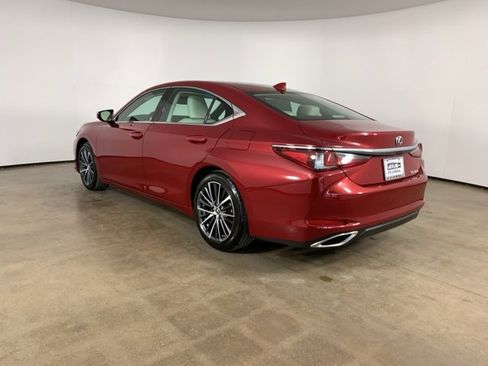 Used 2025 Lexus ES 350 w/ Premium Package image 14