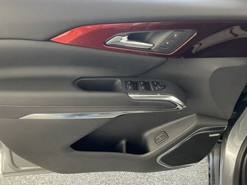 Used 2025 Chevrolet Traverse Z71 w/ Enhanced Driving Package image 35