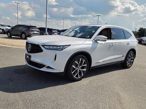 Used 2024 Acura MDX FWD w/ Technology Package image 3