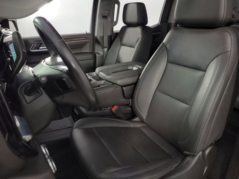 Used 2022 GMC Sierra 1500 SLT w/ X31 Off-Road Package image 14