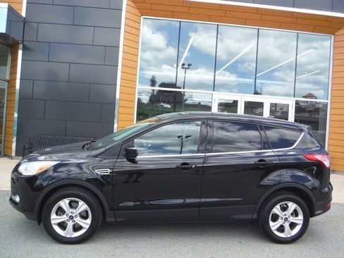 Used 2016 Ford Escape SE AWD/4WD image 2