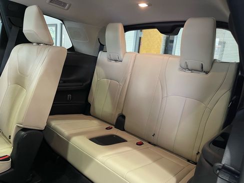 Used 2024 INFINITI QX60 Luxe w/ Vision Package FWD image 36