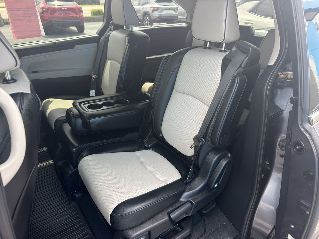 Used 2025 Honda Odyssey Elite image 10