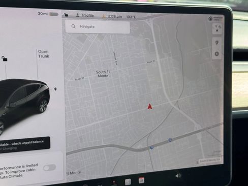 Used 2020 Tesla Model Y Long Range image 11