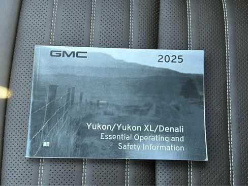 Used 2025 GMC Yukon XL Denali Ultimate w/ LPO, Floor Liner Package AWD/4WD image 67