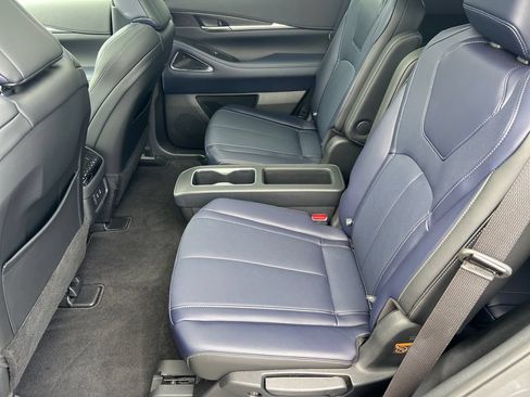 Certified 2026 INFINITI QX60 Sport w/ Dark Cargo Package AWD/4WD image 22