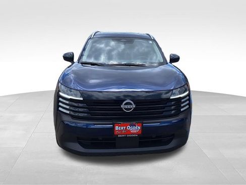 Certified 2026 Nissan Kicks SV w/ SV Premium Package FWD image 2
