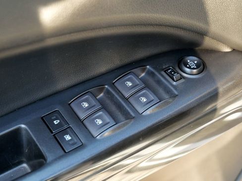 Used 2022 GMC Canyon AT4 image 18