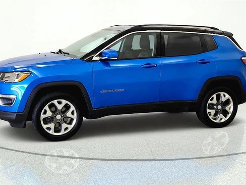 Used 2018 Jeep Compass Limited AWD/4WD image 3