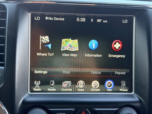 Used 2017 Jeep Grand Cherokee Altitude AWD/4WD image 41