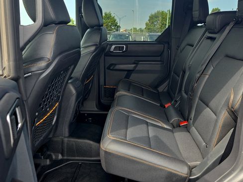 Certified 2024 Ford Bronco Badlands AWD/4WD image 21