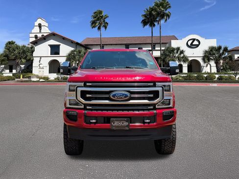 Used 2022 Ford F250 Platinum w/ FX4 Off-Road Package AWD/4WD image 6
