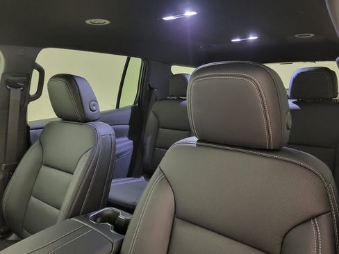 New 2026 Chevrolet Traverse LT w/ Driver Confidence Package image 28