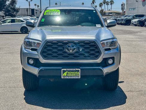 Used 2022 Toyota Tacoma TRD Off-Road RWD image 2