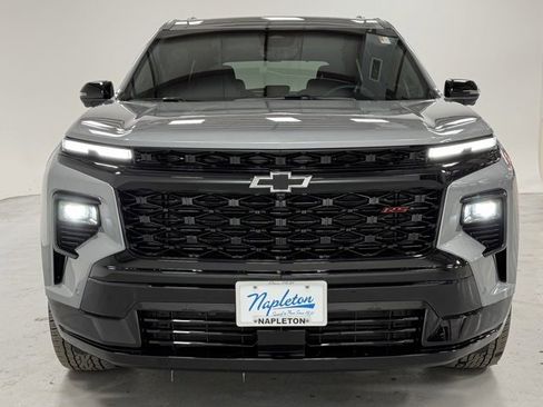 Used 2024 Chevrolet Traverse RS image 6