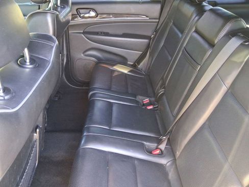 Used 2019 Jeep Grand Cherokee Overland image 13