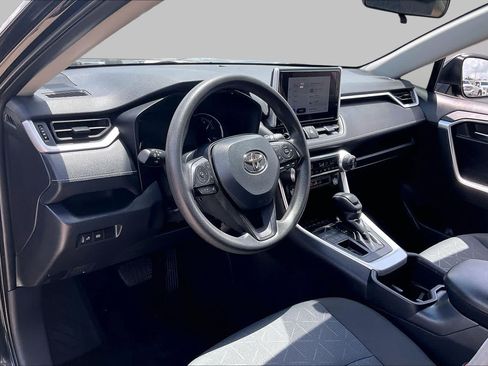 Used 2024 Toyota RAV4 XLE FWD image 17