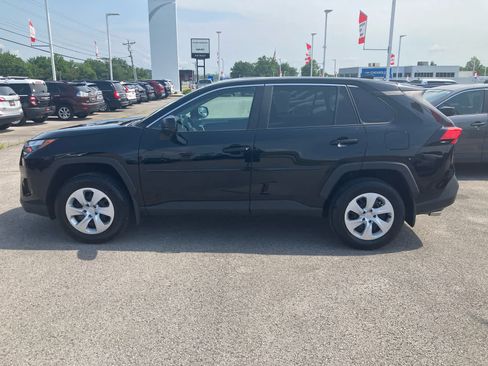 Certified 2025 Toyota RAV4 LE FWD image 6