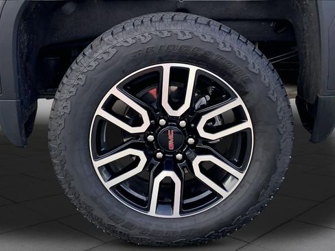 Used 2026 GMC Sierra 1500 AT4 w/ AT4 Premium Package AWD/4WD image 11