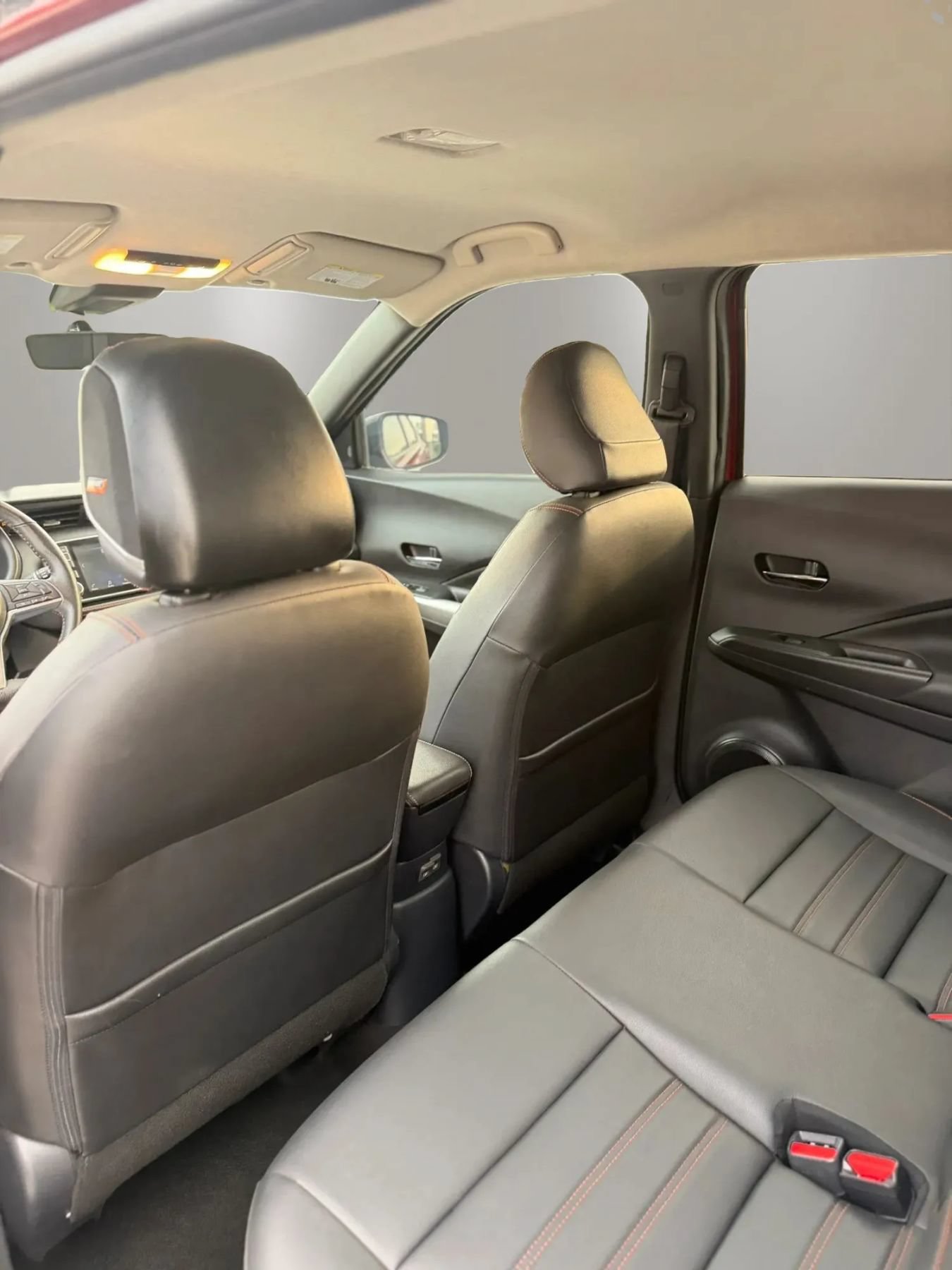 Used 2020 Nissan Kicks SR w/ SR Premium Package FWD image 18