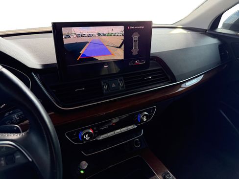 Used 2022 Audi Q5 2.0T Premium w/ Convenience Package image 15