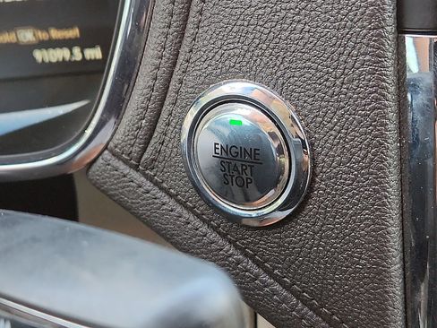 Used 2020 Lincoln Continental Reserve w/ Luxury Package AWD/4WD image 20
