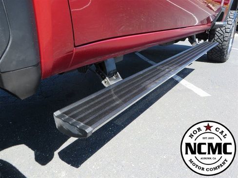 Used 2024 GMC Sierra 2500 Denali w/ Denali Reserve Package image 12