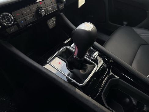 New 2026 Jeep Compass Limited w/ Sun, Sound & Navigation Group AWD/4WD image 20