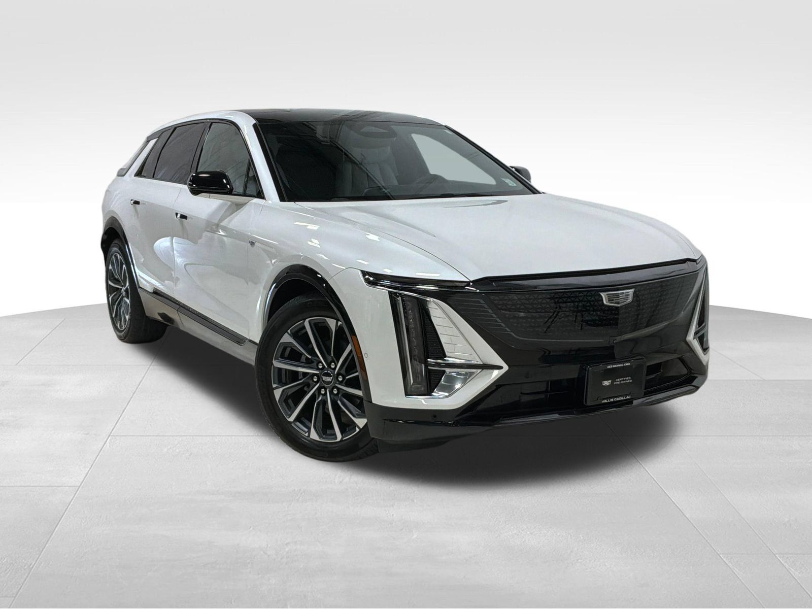Used 2024 Cadillac Lyriq Sport AWD/4WD image 1