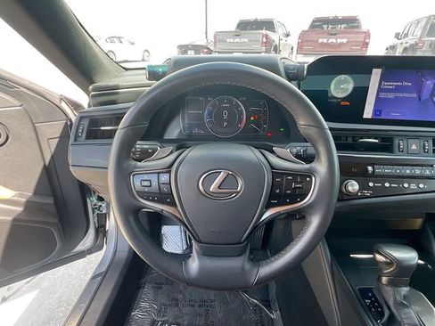 Used 2023 Lexus ES 350 w/ Accessory Package (Z1) image 16