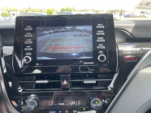 Used 2024 Toyota Camry LE FWD image 17