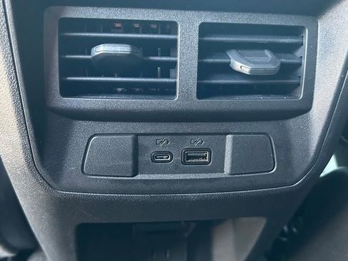 Used 2025 Chevrolet Colorado ZR2 w/ Technology Package image 28