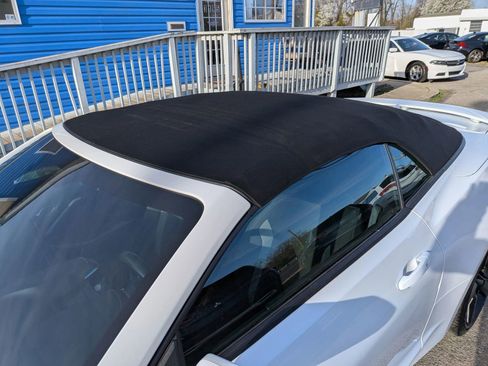 Used 2017 Chevrolet Camaro LT image 41