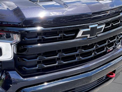 Used 2023 Chevrolet Silverado 1500 LT Trail Boss w/ LT Trail Boss Premium Package AWD/4WD image 29