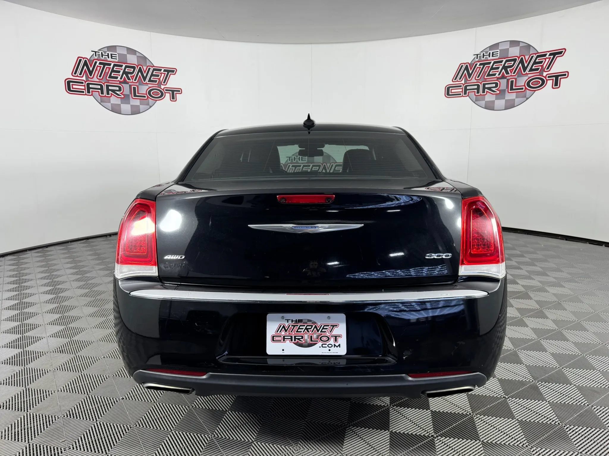 Used 2016 Chrysler 300 Limited AWD/4WD image 6