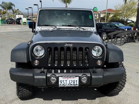 Used 2017 Jeep Wrangler Unlimited Sport AWD/4WD image 4