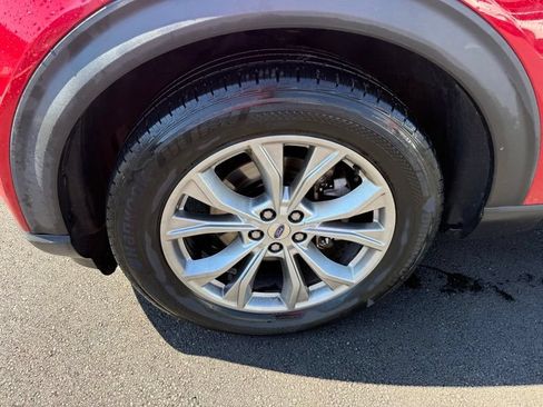 Used 2020 Ford Explorer XLT w/ Equipment Group 202A AWD/4WD image 19