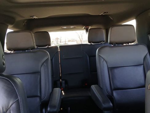 Used 2021 Chevrolet Tahoe LT w/ LT Signature Package image 68