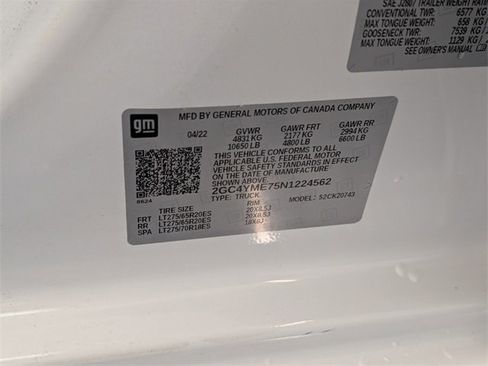 Used 2022 Chevrolet Silverado 2500 Custom w/ Custom Value Package image 18