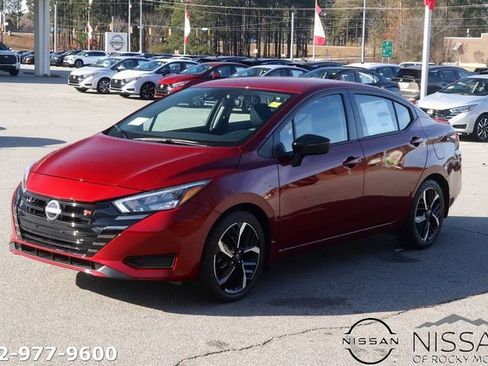 New 2025 Nissan Versa SR w/ Trunk Package image 3