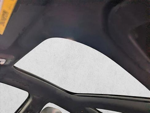 Certified 2025 Mercedes-Benz GLA 250 image 16